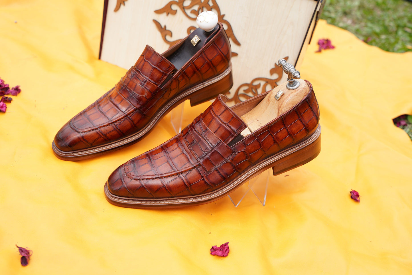 Crocodile Men Loafer Genuine Leather Handmade Leather Sole Made-To-Order Bespoke Men Dress Shoes Luxury Premium Men Shoes